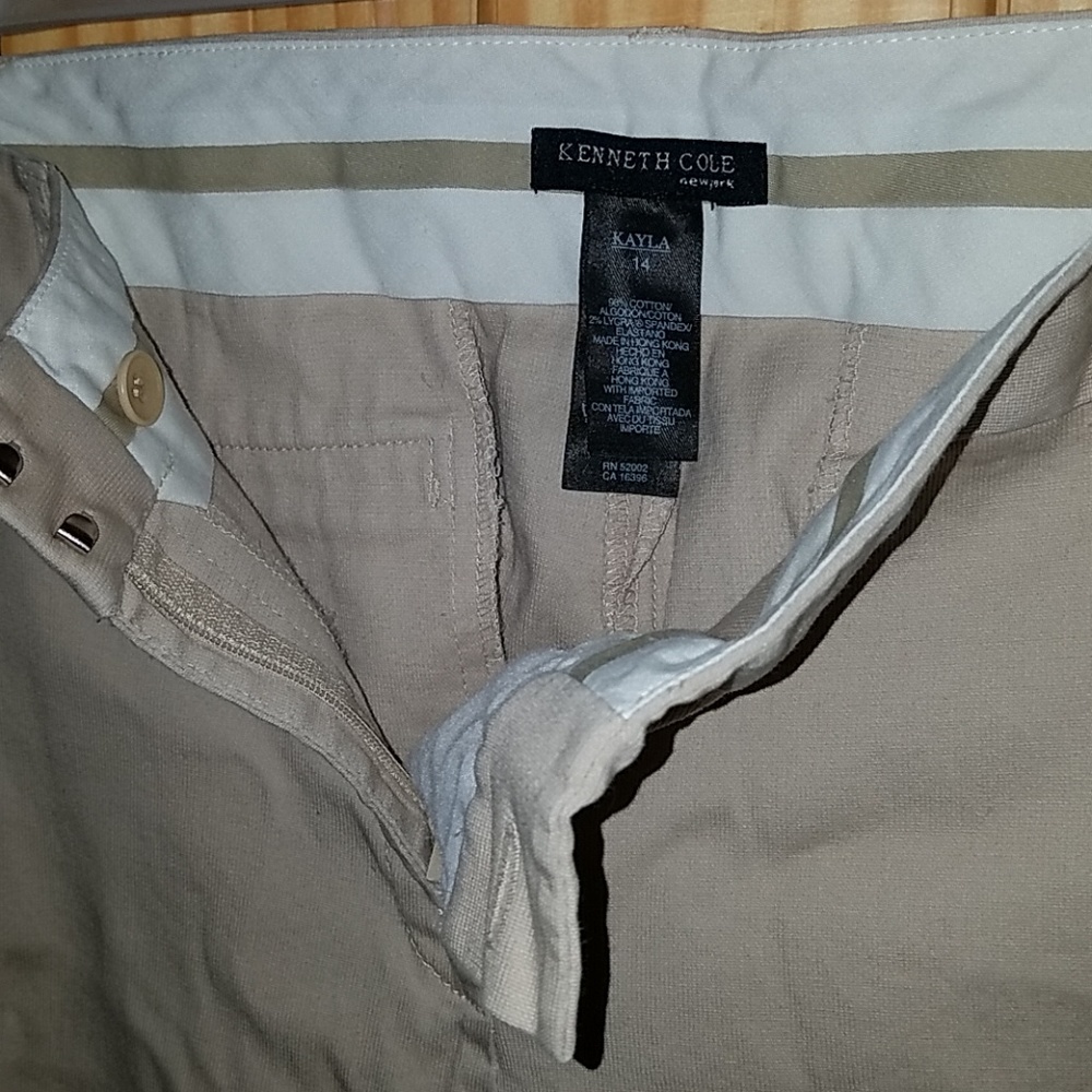Kakhi pant